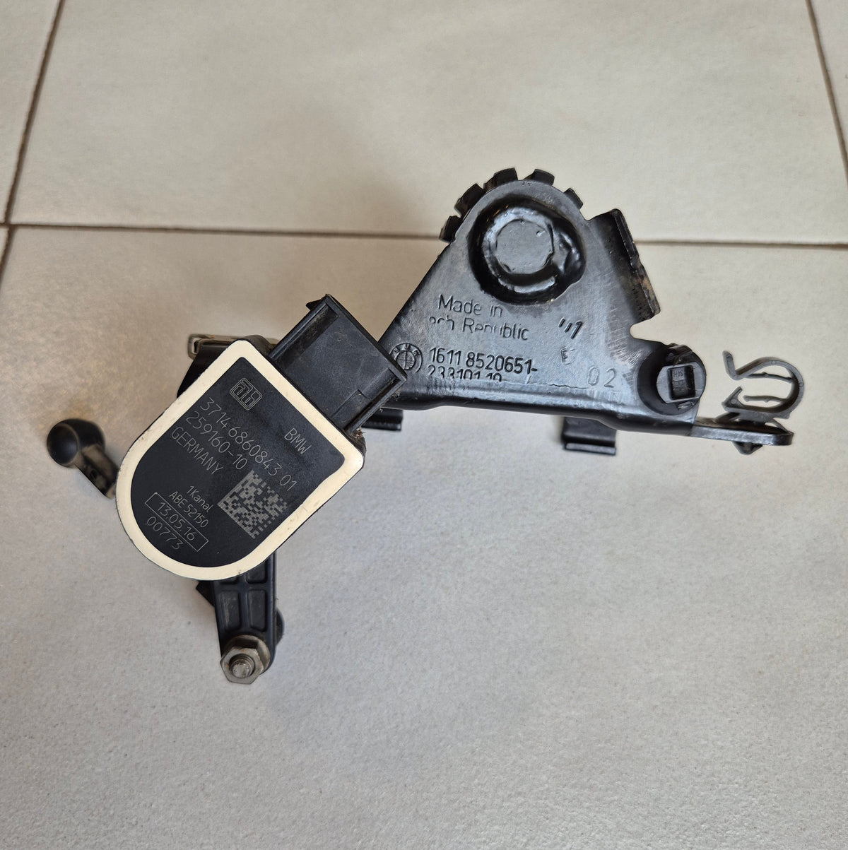 BMW R1200GS R1200RT R1250GS Adventure R1250RT Sensor Bracket