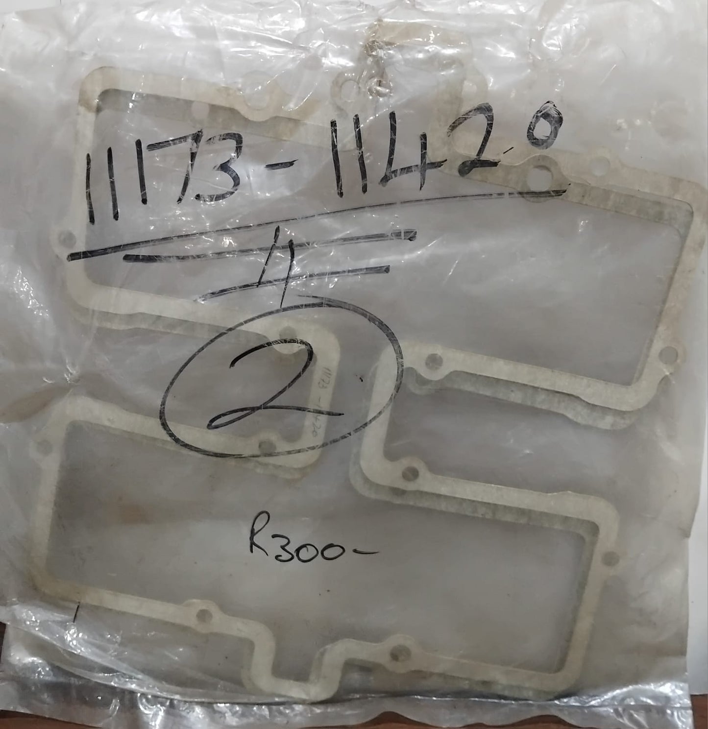 Suzuki GS250 Tappet Cover Gasket