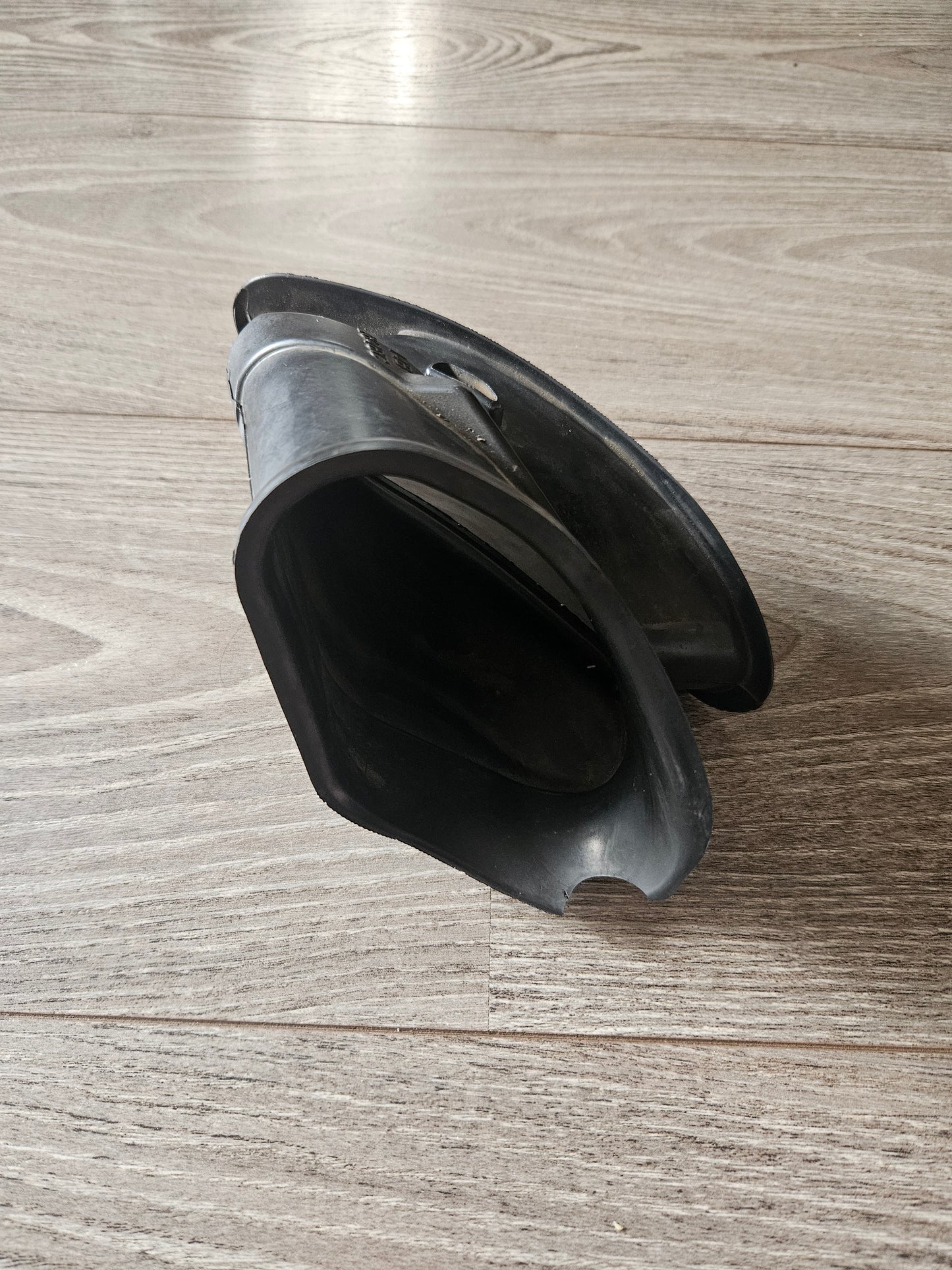 Yamaha YZF-R1 YZFR1 R1 Big Bang Left Air Duct