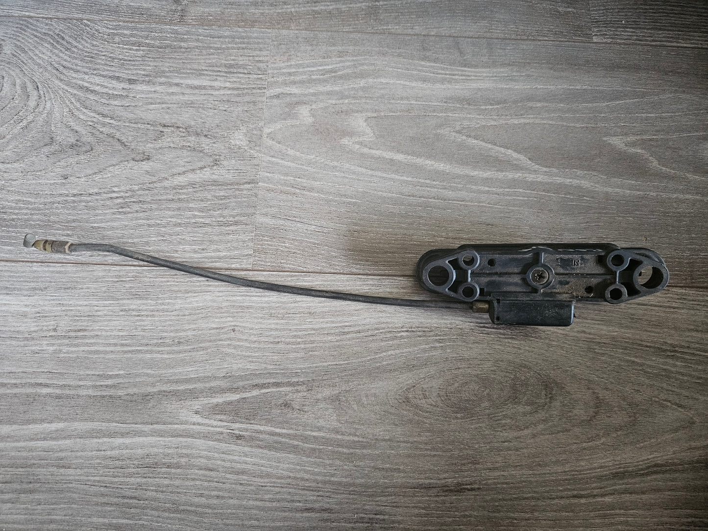 Suzuki GSF1200 Bandit 1200 Seat Lock