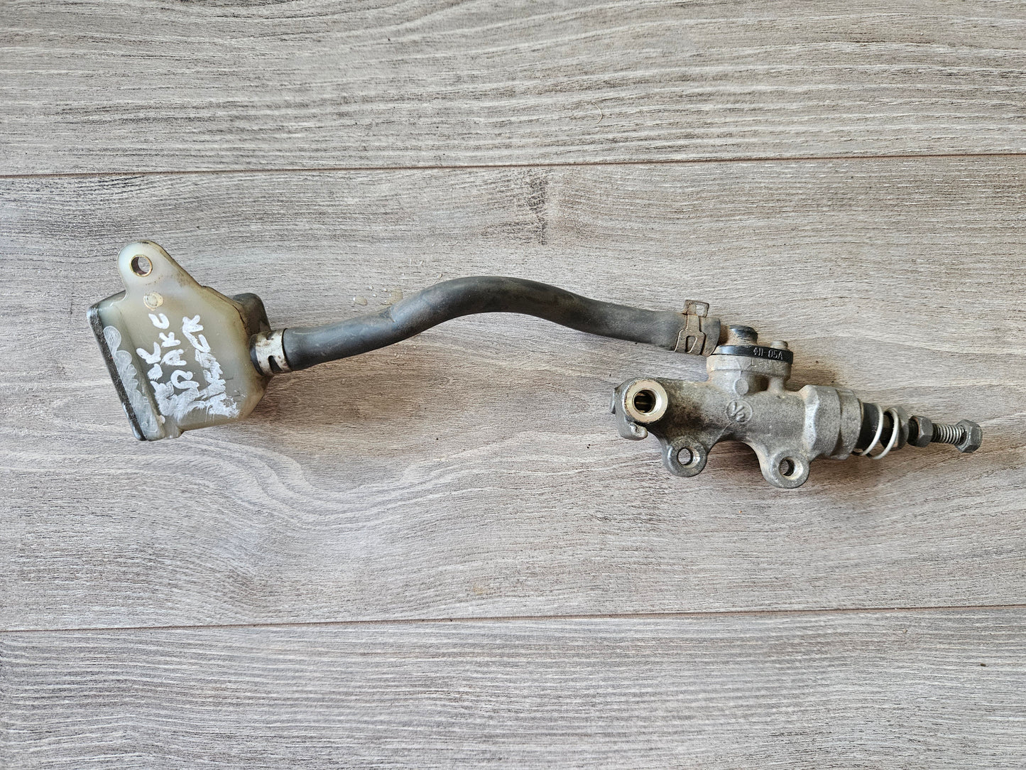 Suzuki GSF1200 Bandit 1200 Rear Brake Master