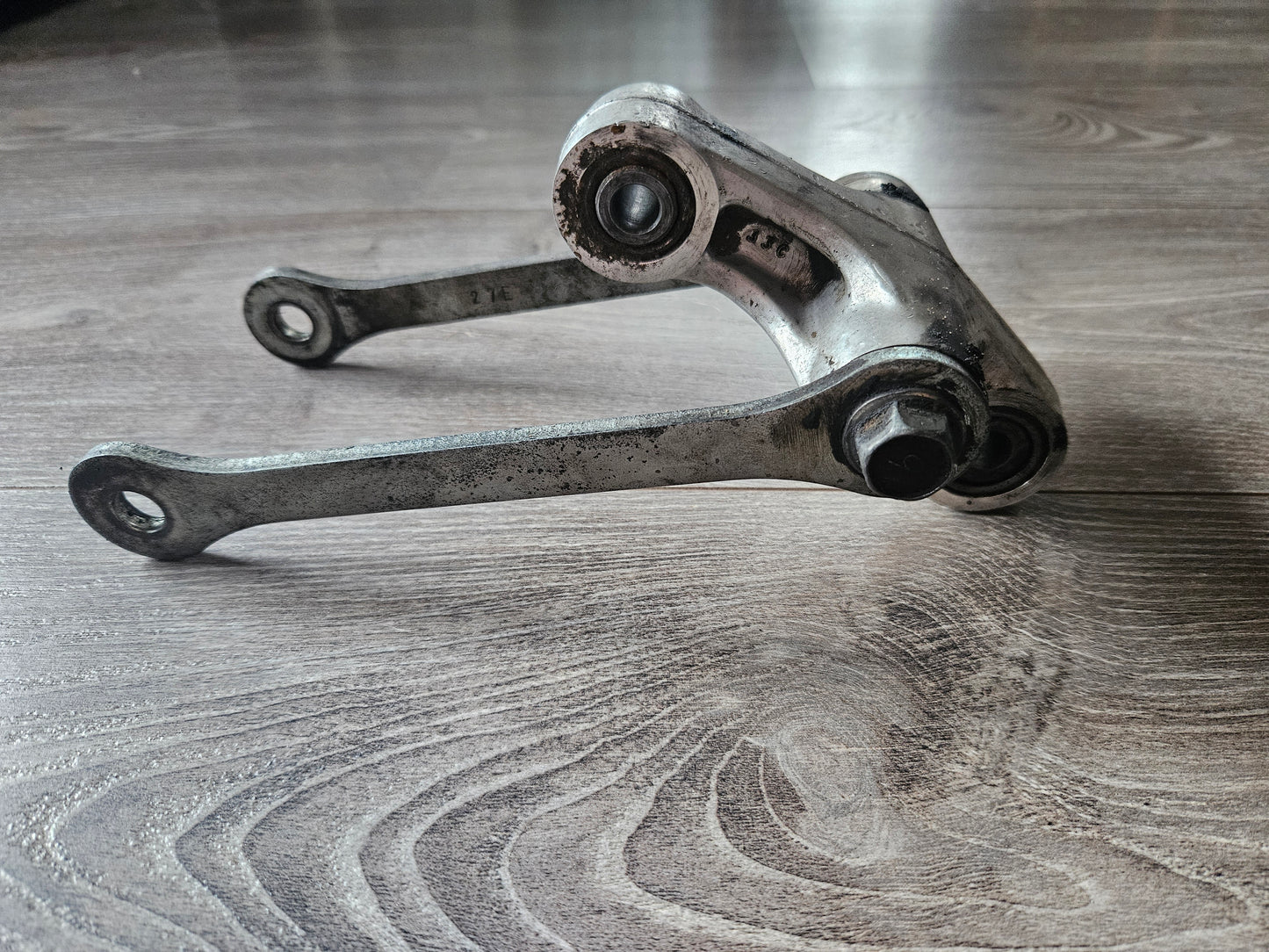 Suzuki GSF1200 Bandit 1200 Rear Linkage
