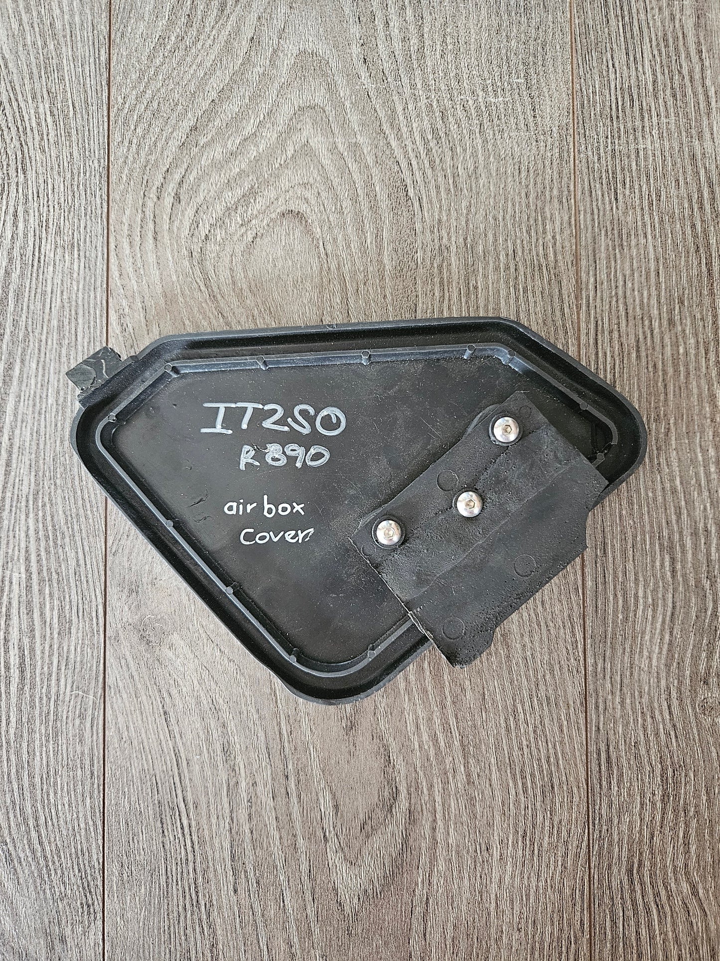 I-Yamaha IT250 Air Box Cover