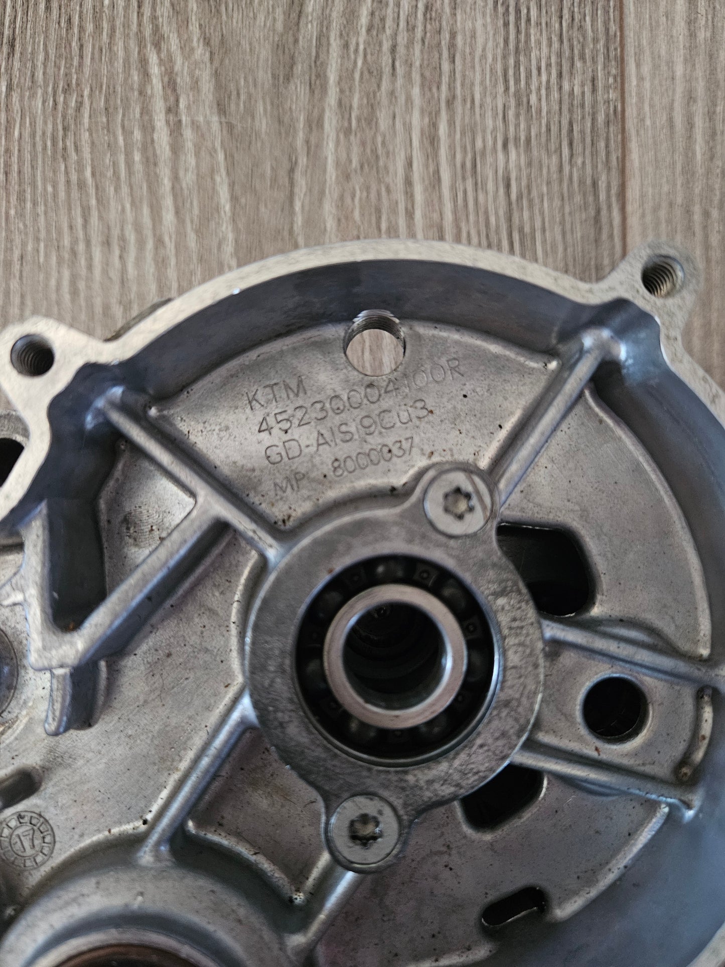 Husqvarna TC50 Engine Casing