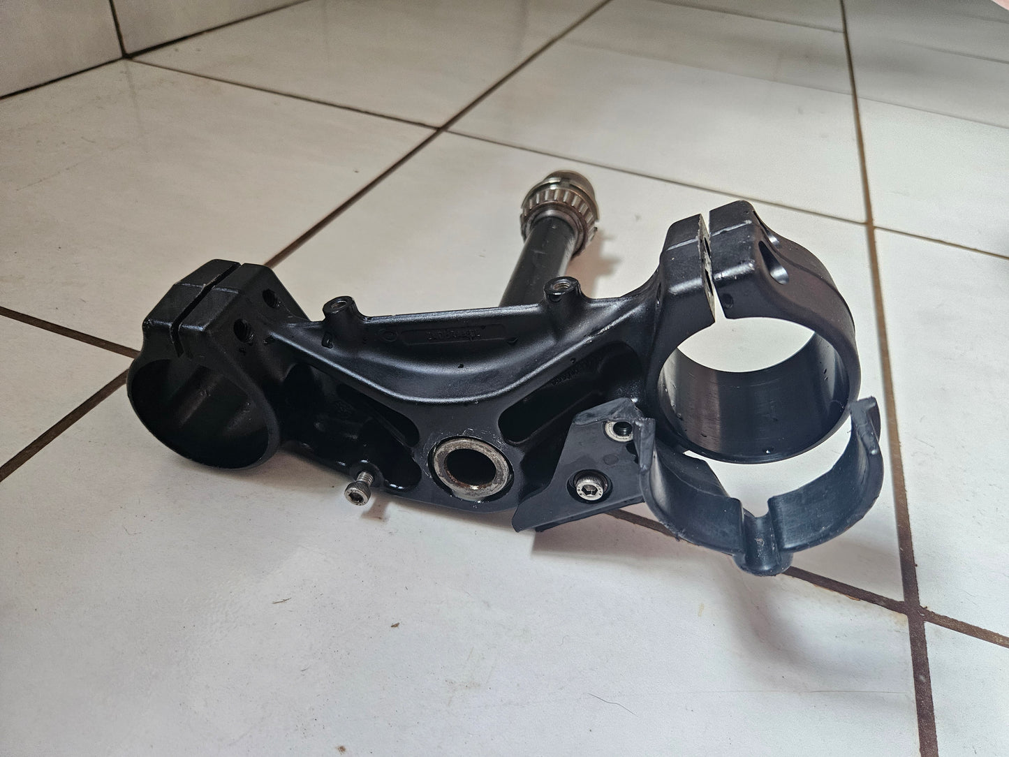 KTM RC 390 Bottom Triple Clamp