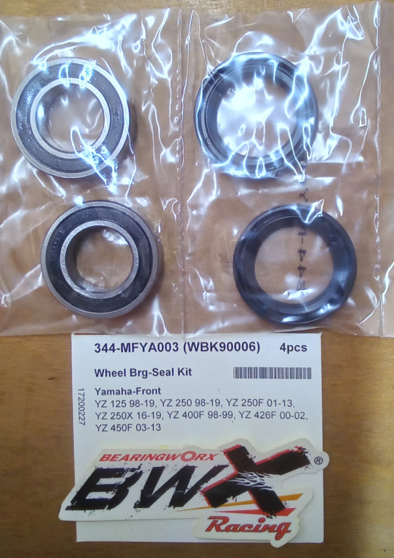 Yamaha YZ125 YZ250 YZ250F Front Wheel Bearing and Seal Kit