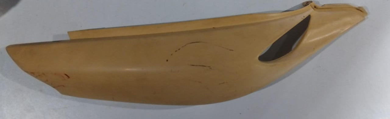 BMW R1100S Right Tailpiece
