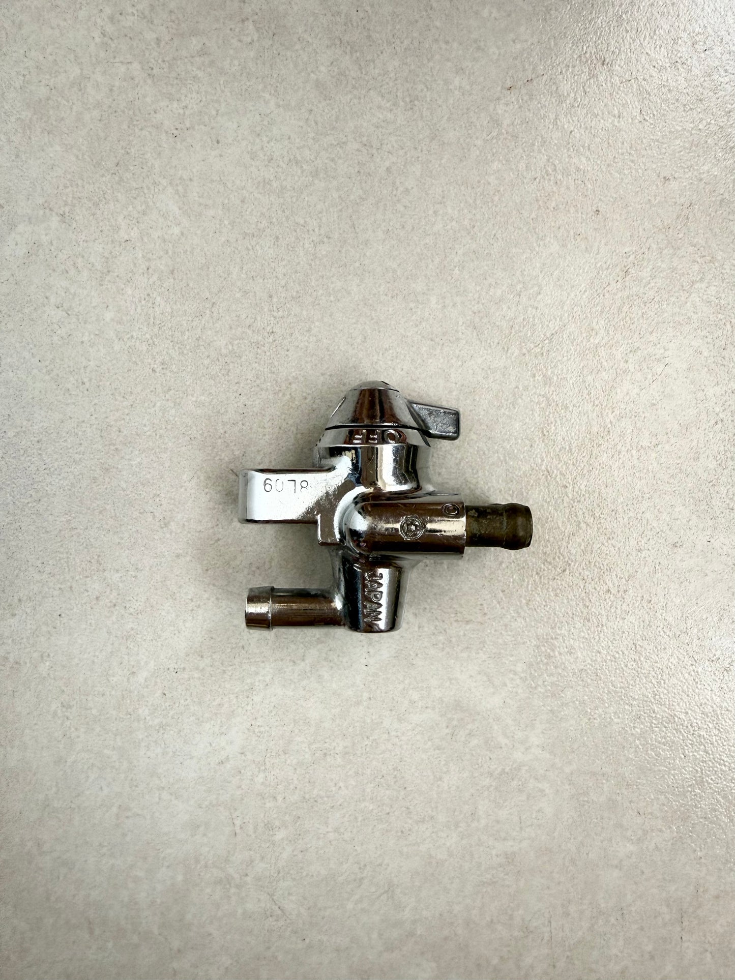 Suzuki VS1400 Intruder Boulevard S83 Marauder 80 Fuel Tap Valve