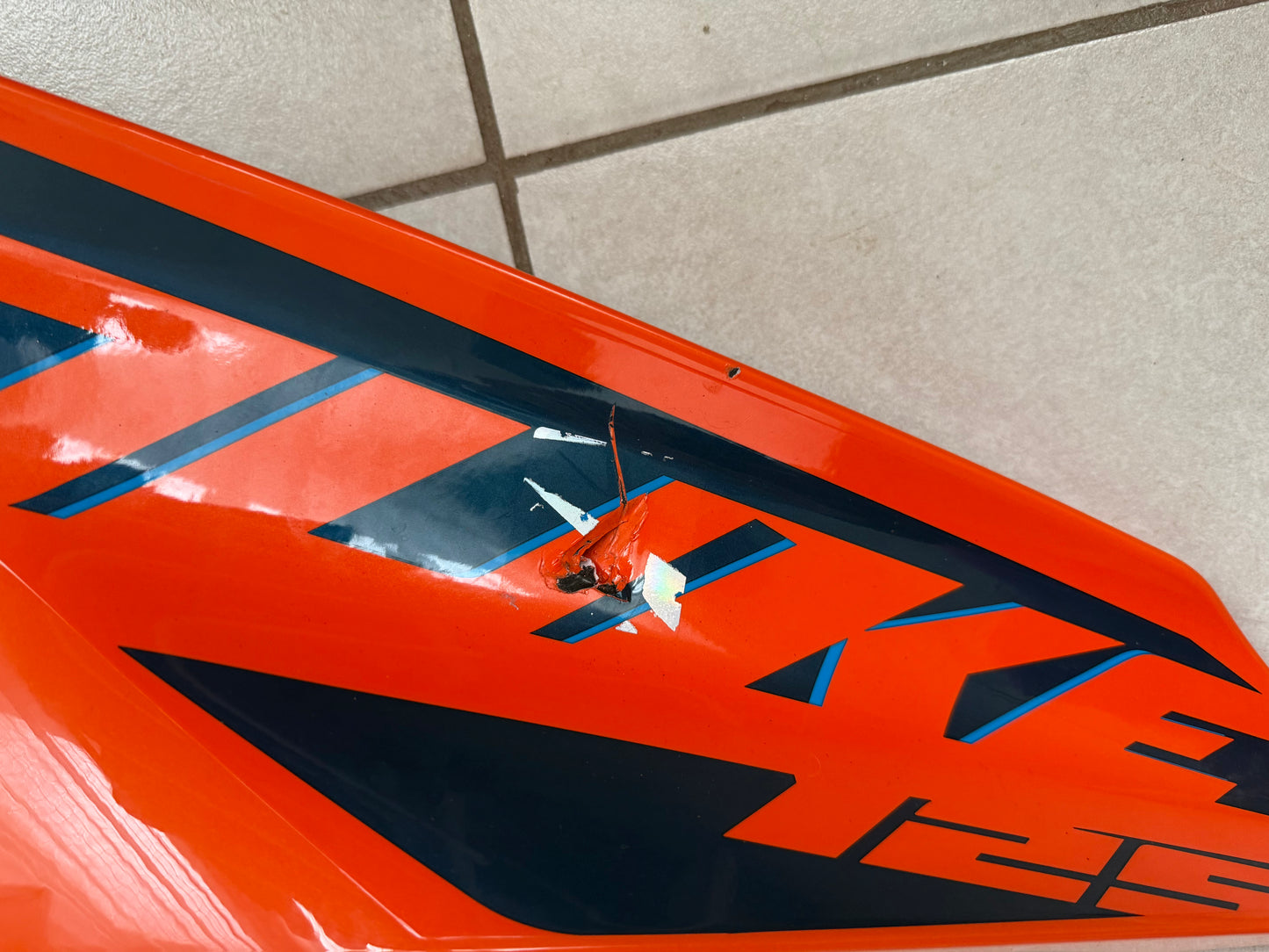 KTM 125 Duke Right Tank Side Panel