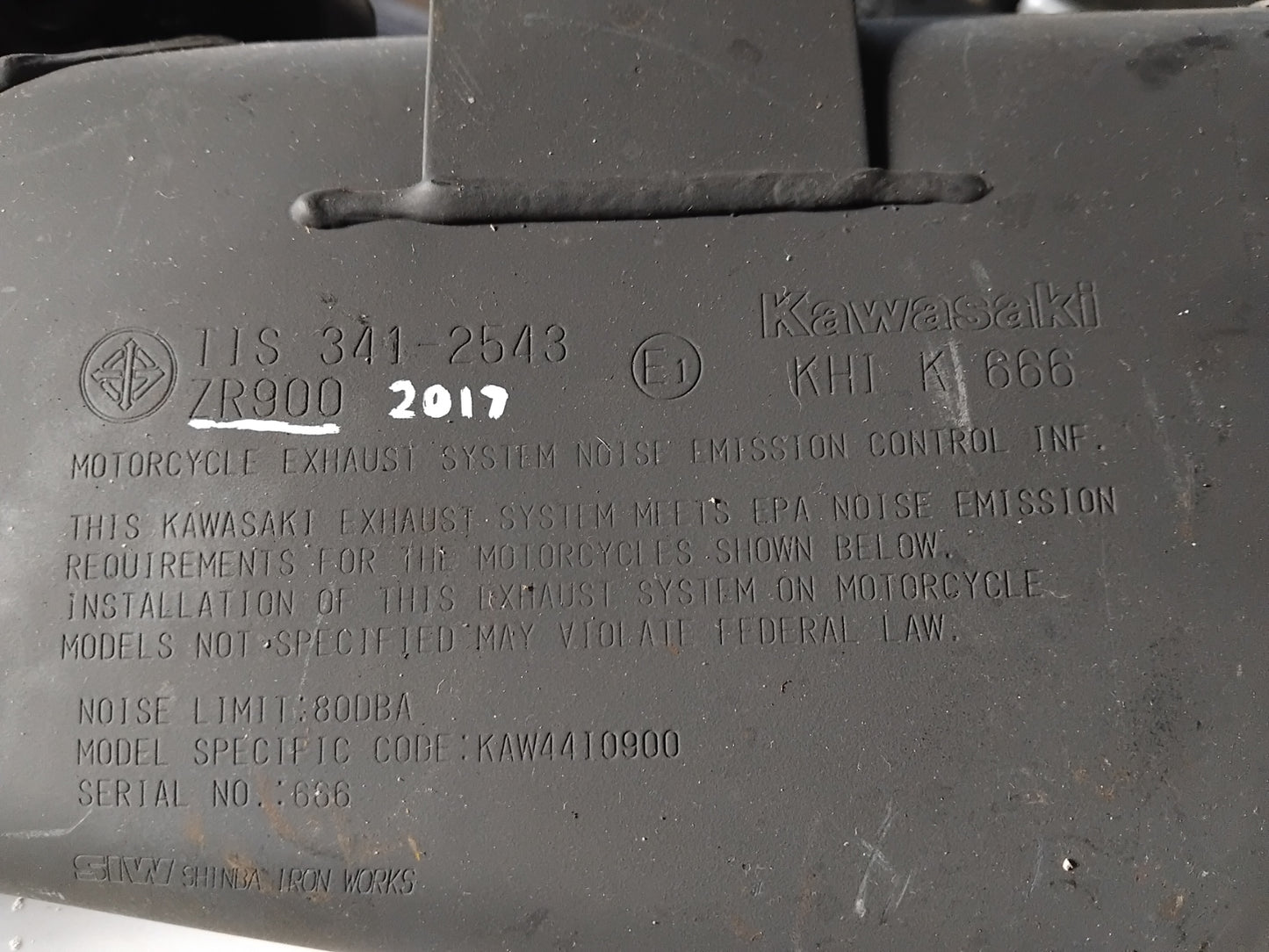 Kawasaki Z900 ZR900 Exhaust Muffler