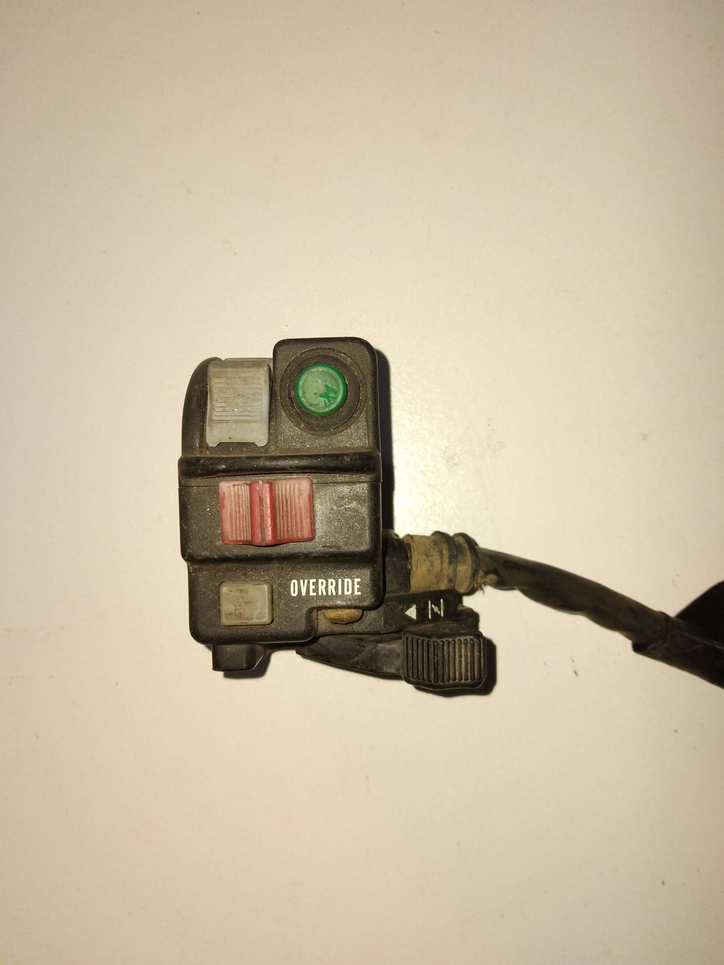 Yamaha Grizzly 660 YFM660 Left Handlebar Switch