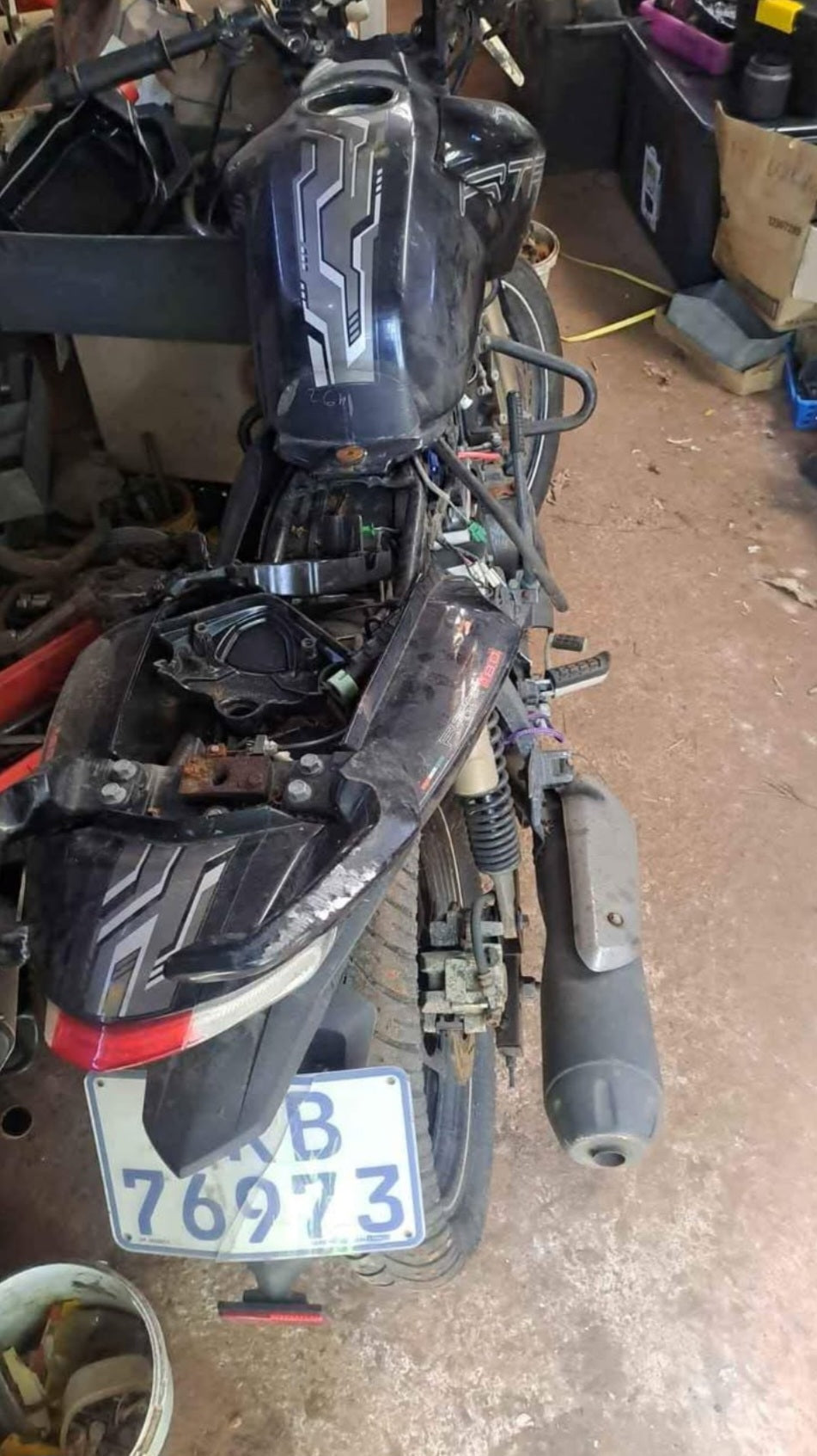 TVS Apache RTR 180 Stripping For Spares