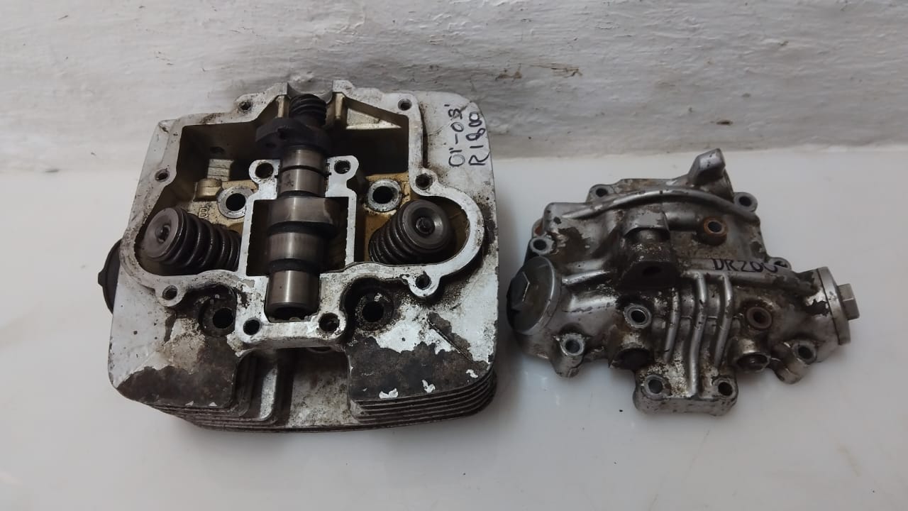 Suzuki DR200 Complete Cylinder Head