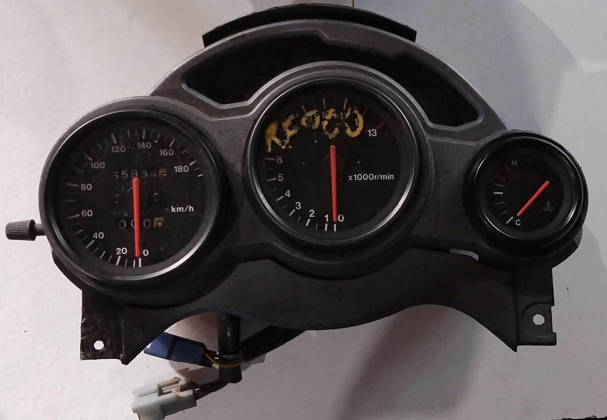 Suzuki RF900 Speedometer