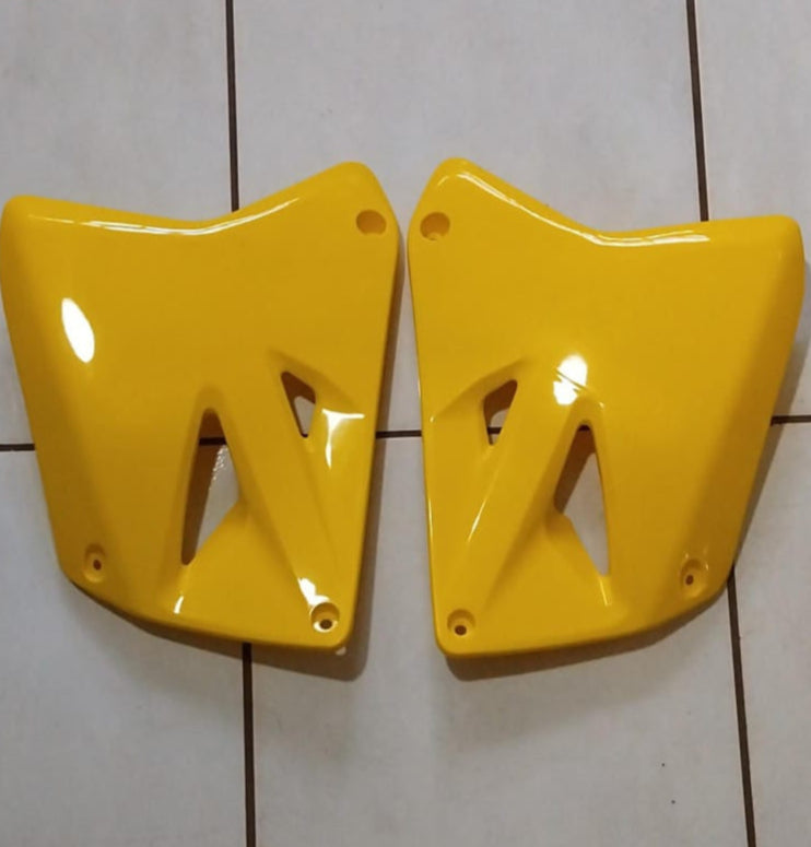 Suzuki RM125 RM250 Left and Right Radiator Covers