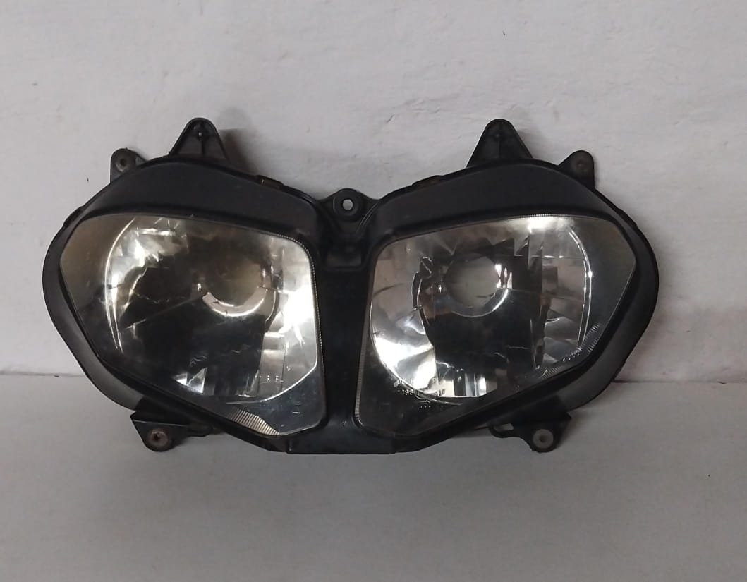 Triumph Daytona 955i Headlight
