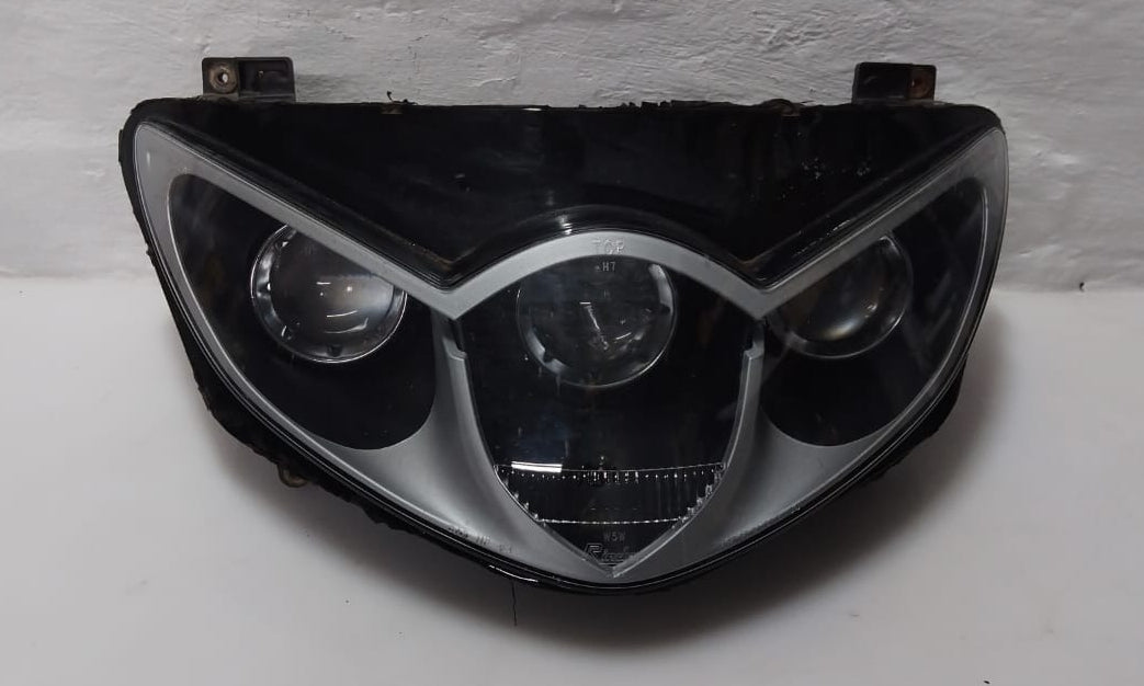Triumph Sprint ST 1050 Headlight