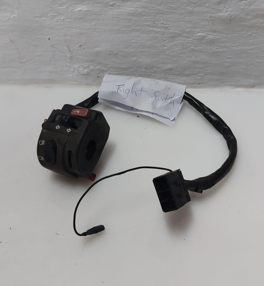 Triumph Sprint ST 1050 Right Switch
