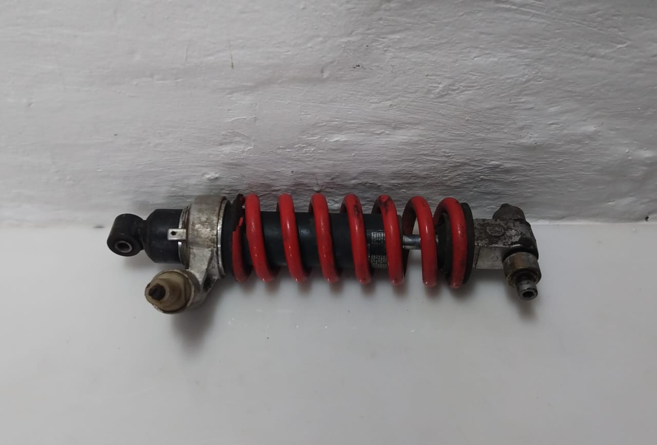 Triumph Sprint ST1050 Rear Shock