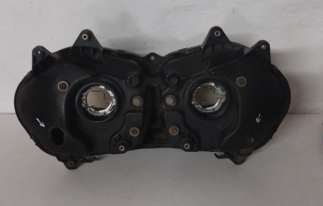 Triumph Daytona 955i Headlight