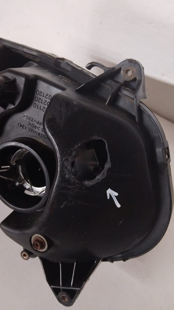 Triumph Daytona 955i Headlight