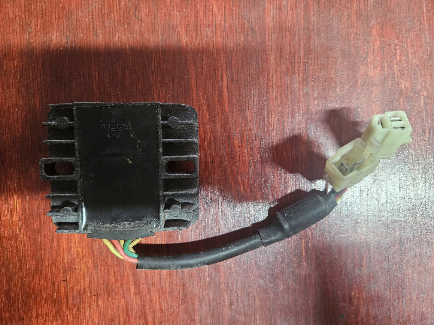 Hyosung GT650 Reguleerder / gelykrigter