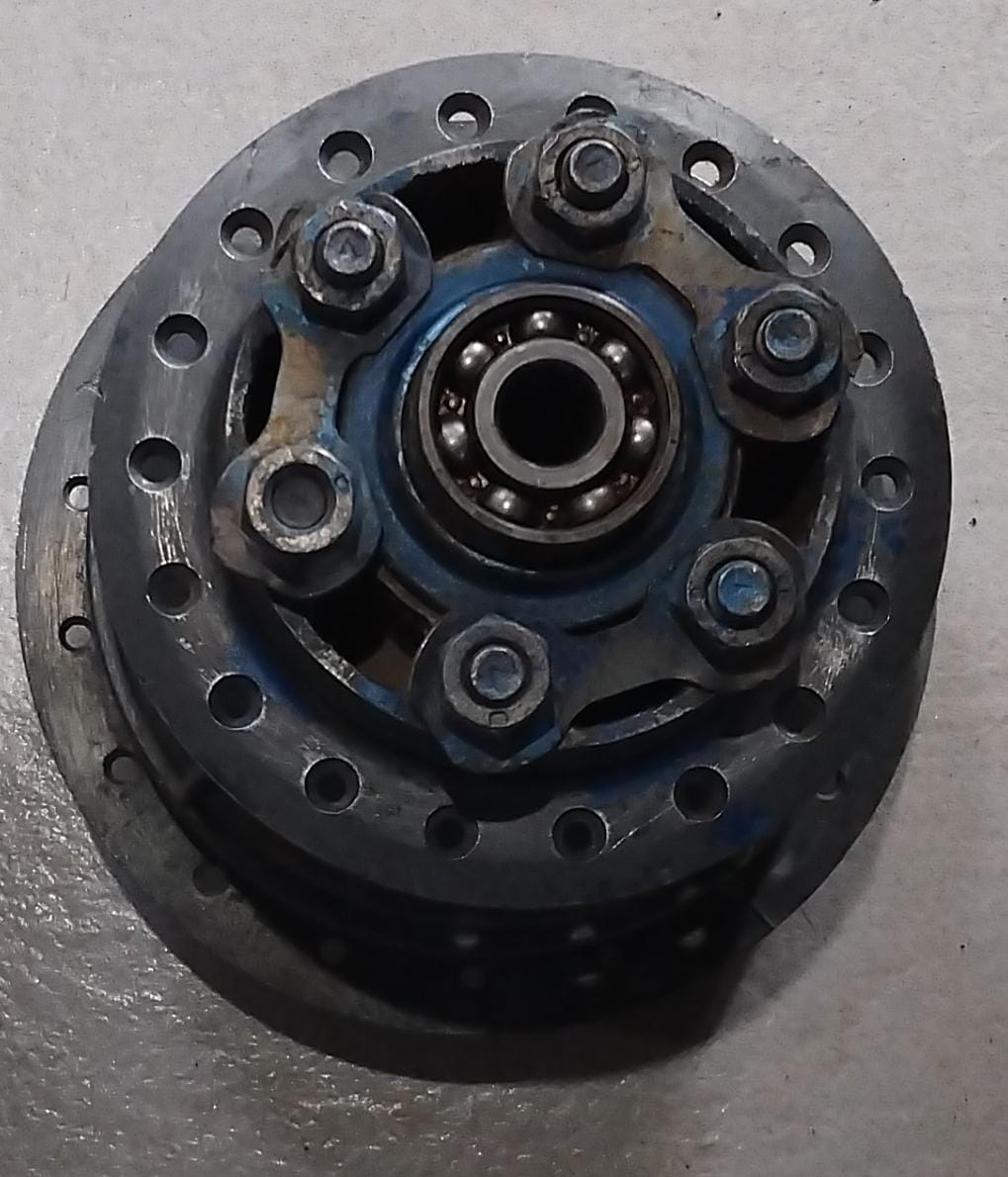 Yamaha DT180 Rear Wheel Hub