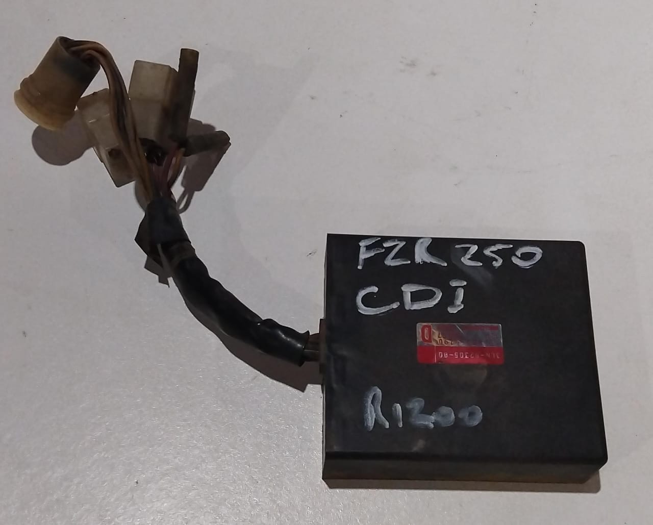 Yamaha FZR250 CDI / ECU