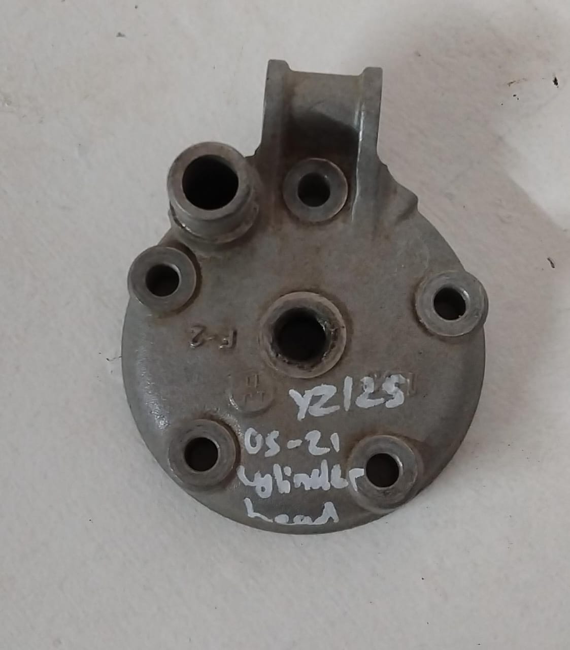 Yamaha YZ125 YZ 125 Cylinder Head