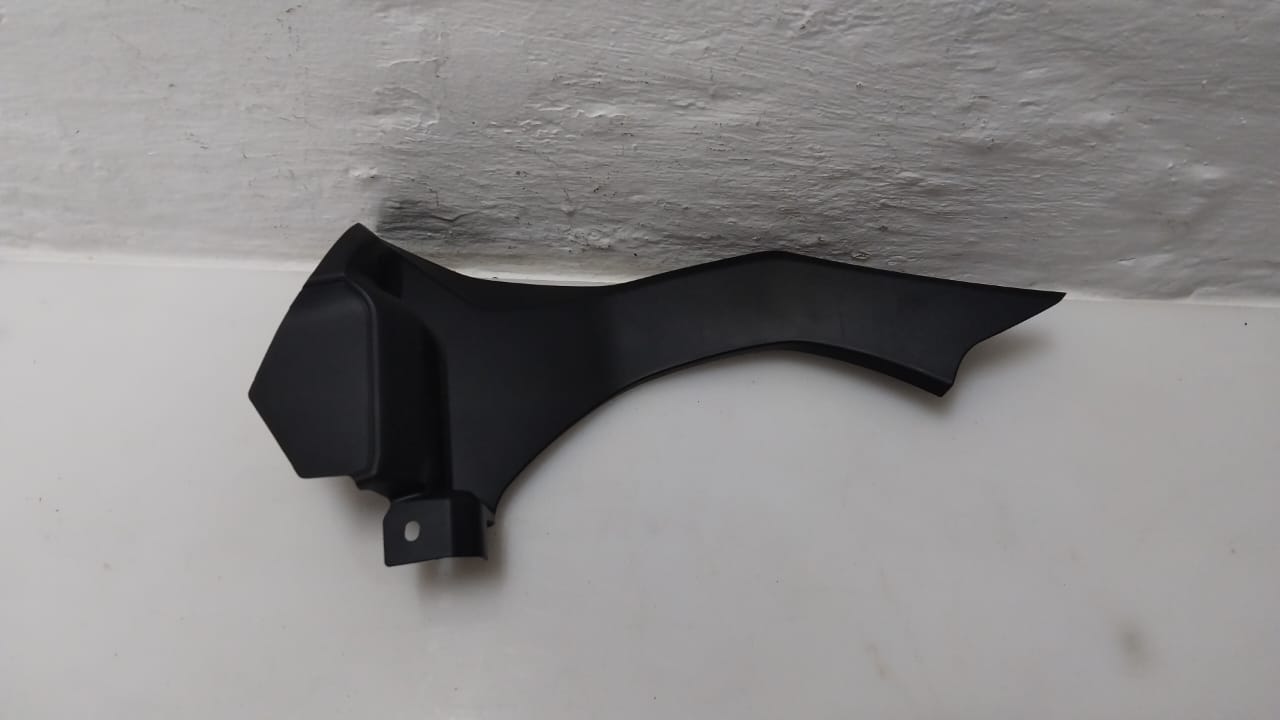 Yamaha YZF-R1 R1 Right Fairing Cover