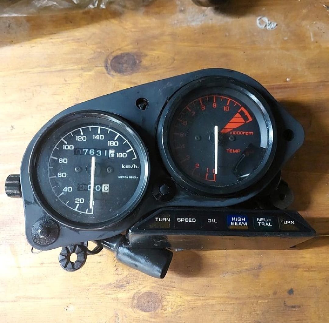 Honda NSR250 MC16 Clocks / Gauges / Cluster