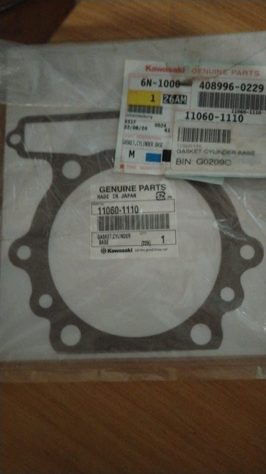 Kawasaki KLR650 Base Gasket
