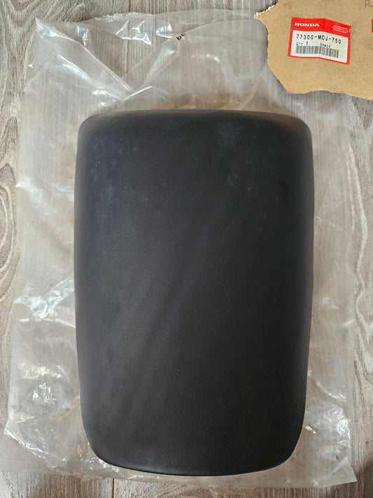 Honda CBR954RR CBR900RR Rear Seat 03