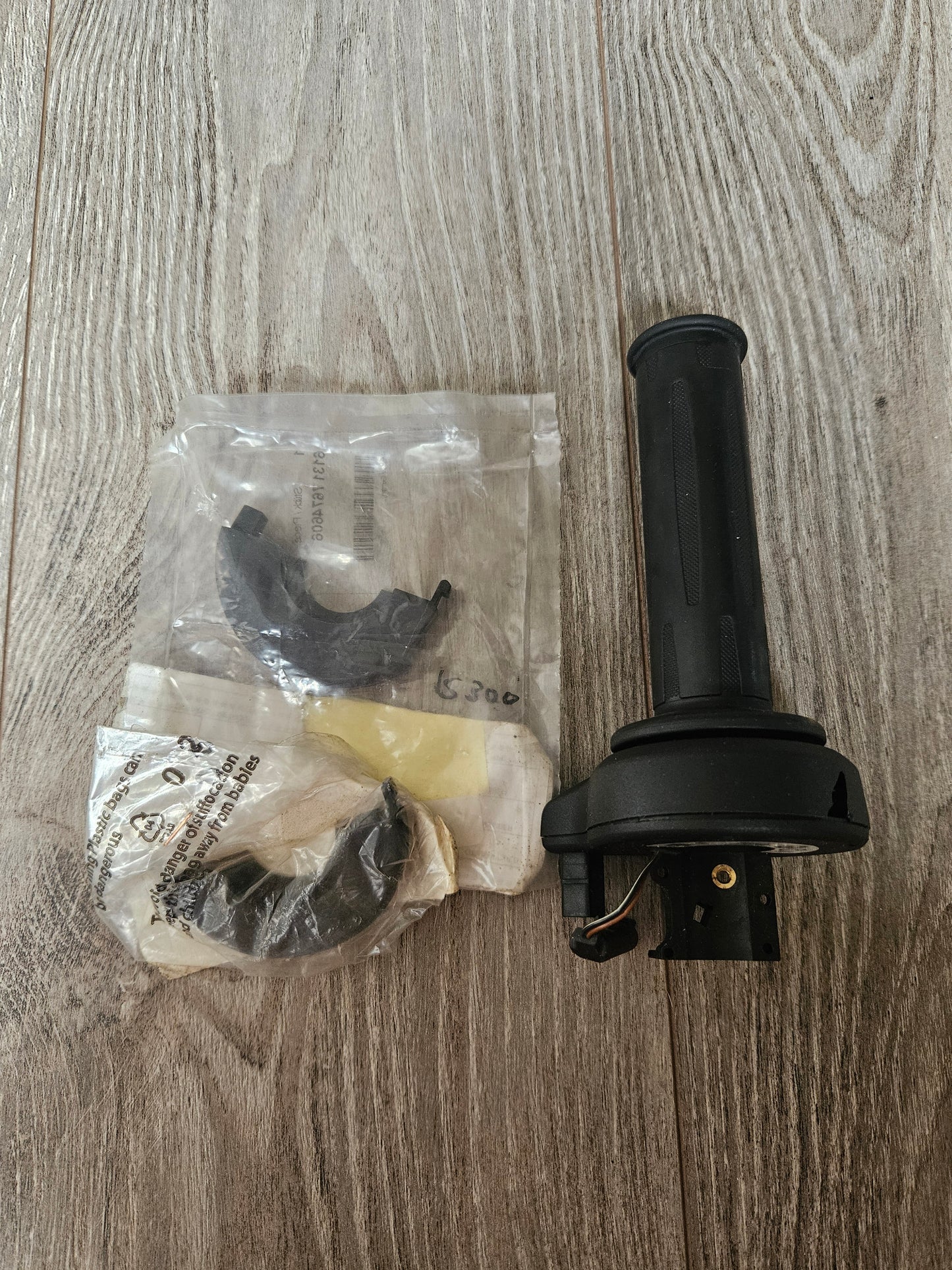 BMW R1200GS Throttle Twist Grip
