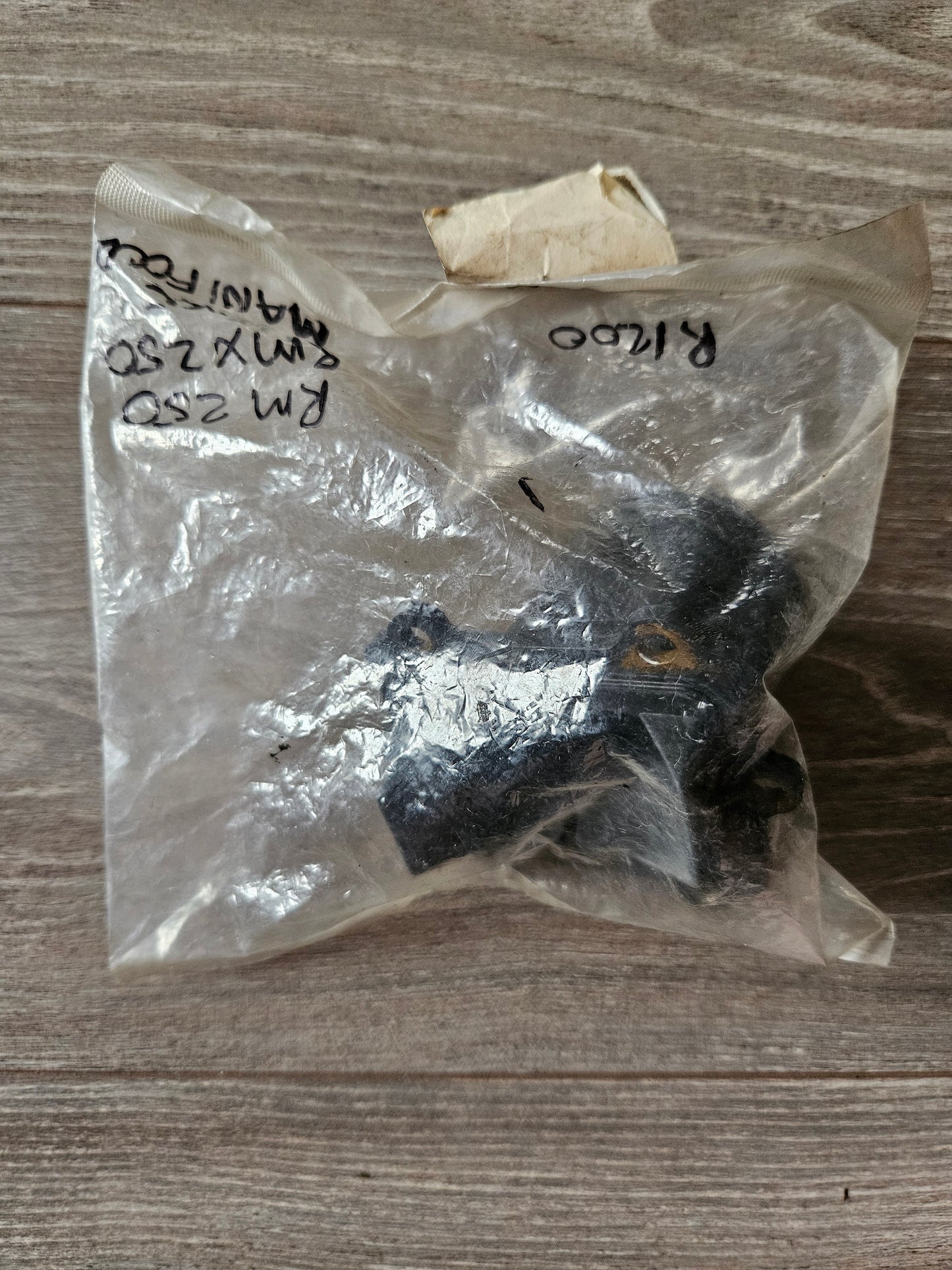 Suzuki RM250 RMX250 Intake Manifold / Rubber