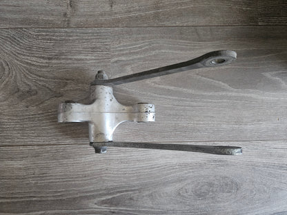 Suzuki GSF1200 Bandit 1200 Linkage