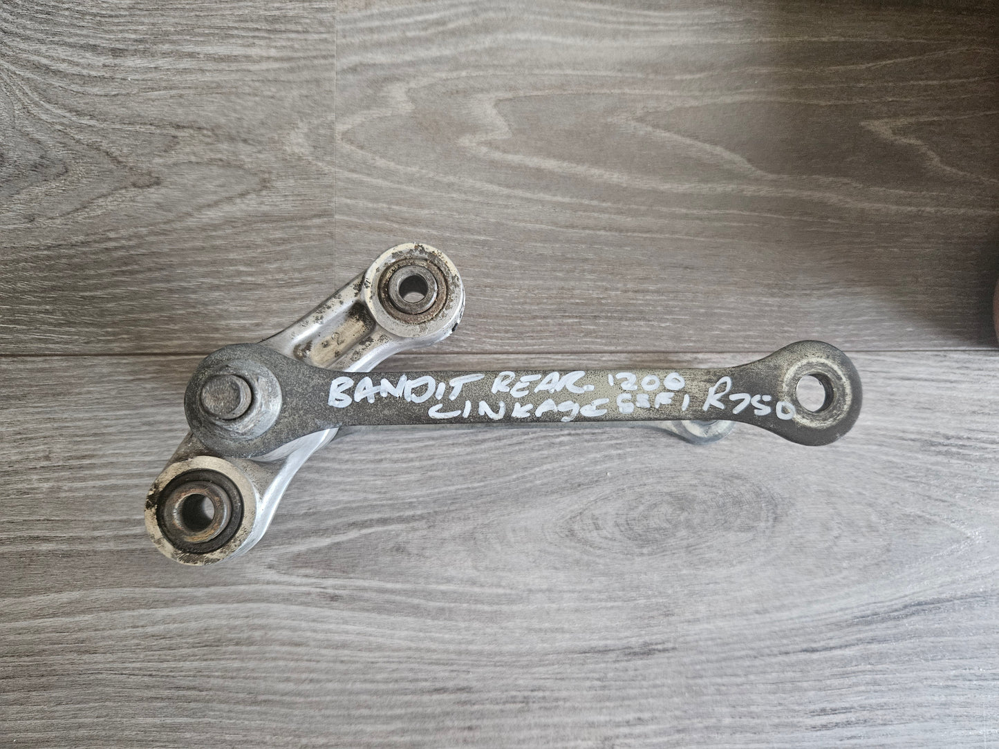 Suzuki GSF1200 Bandit 1200 Linkage