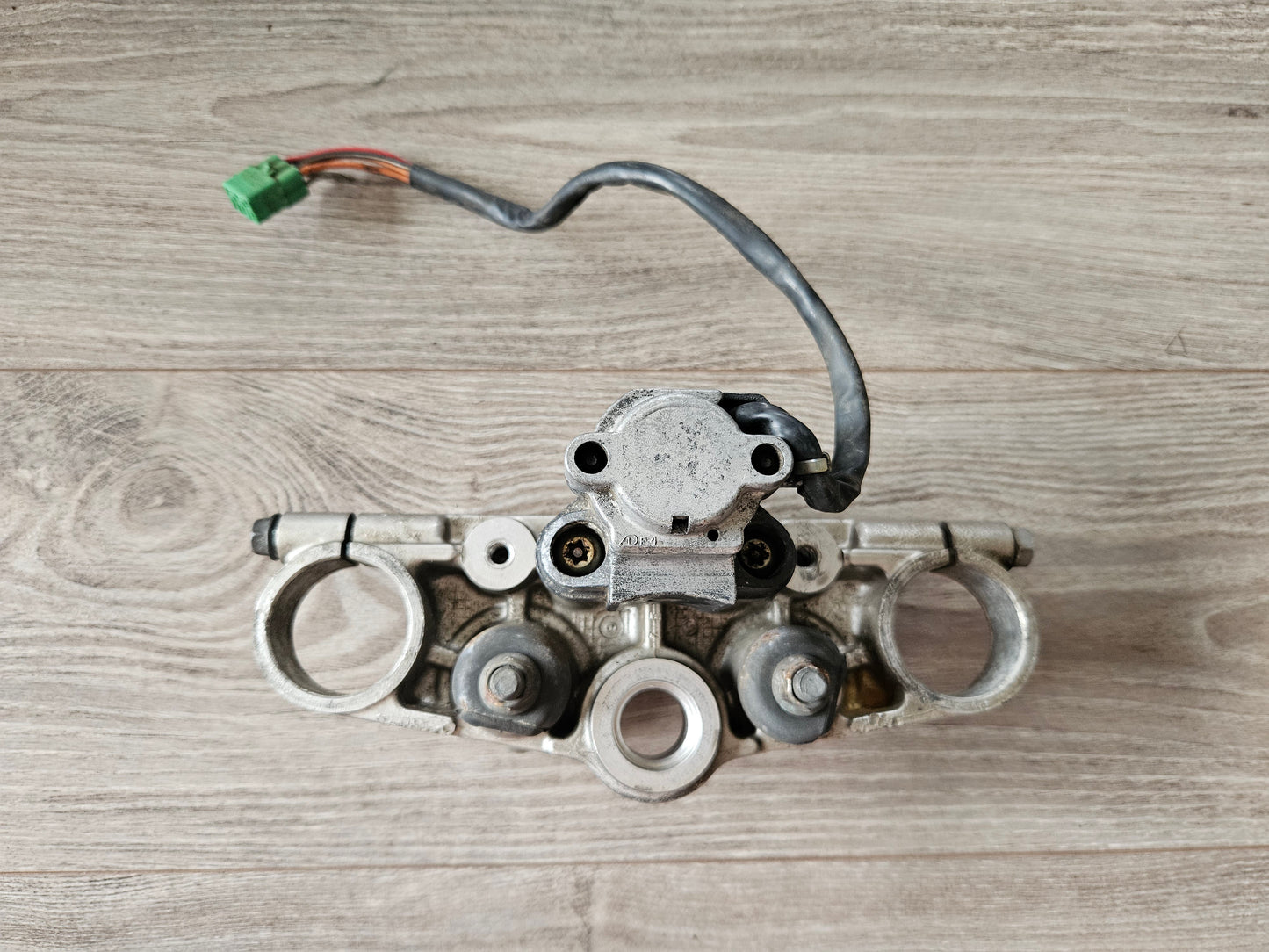 Suzuki GSF1200 Bandit 1200 Top Triple Clamp