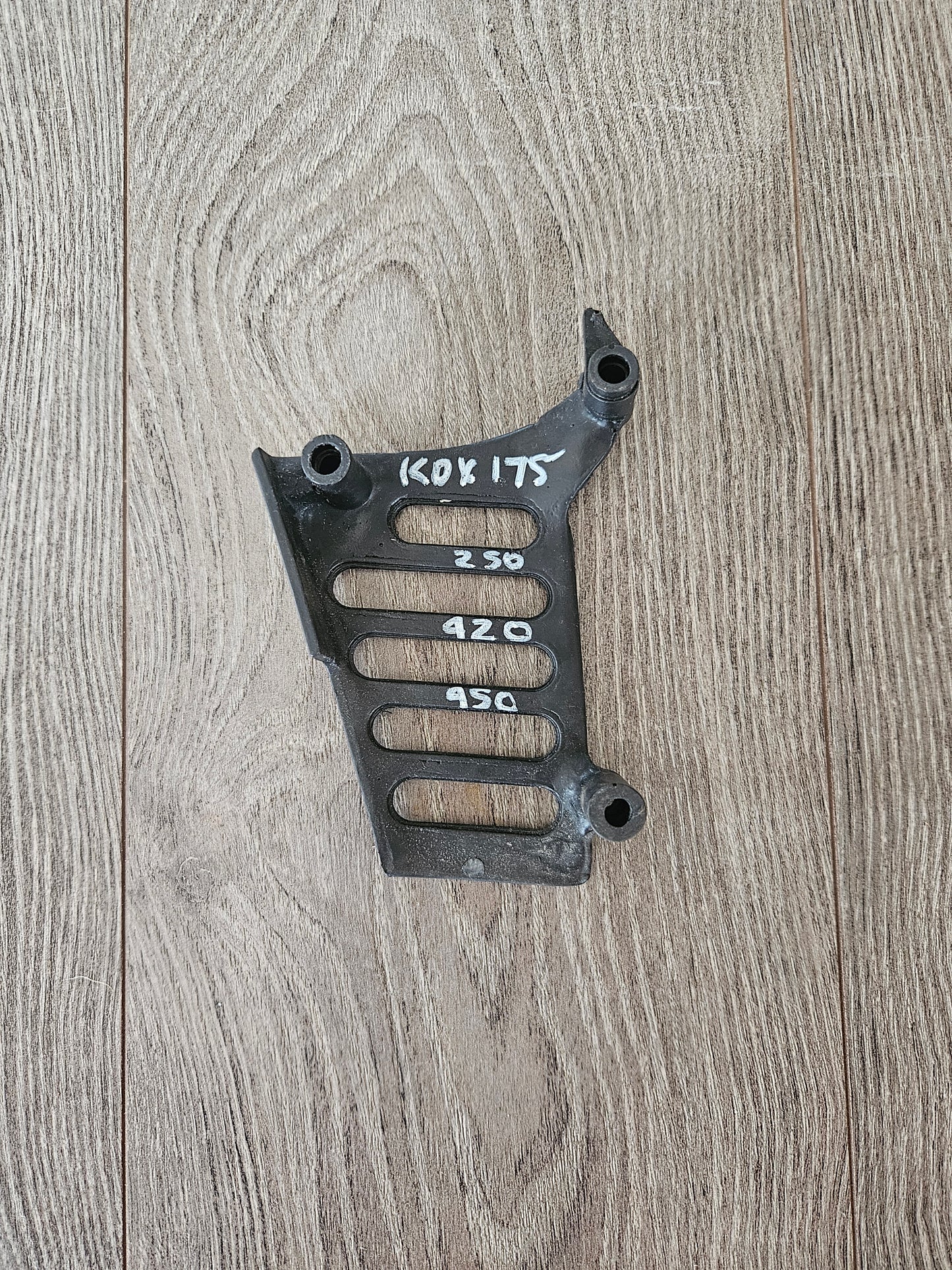 Kawasaki KDX175 KDX250 KDX420 KDX950 Sprocket Cover