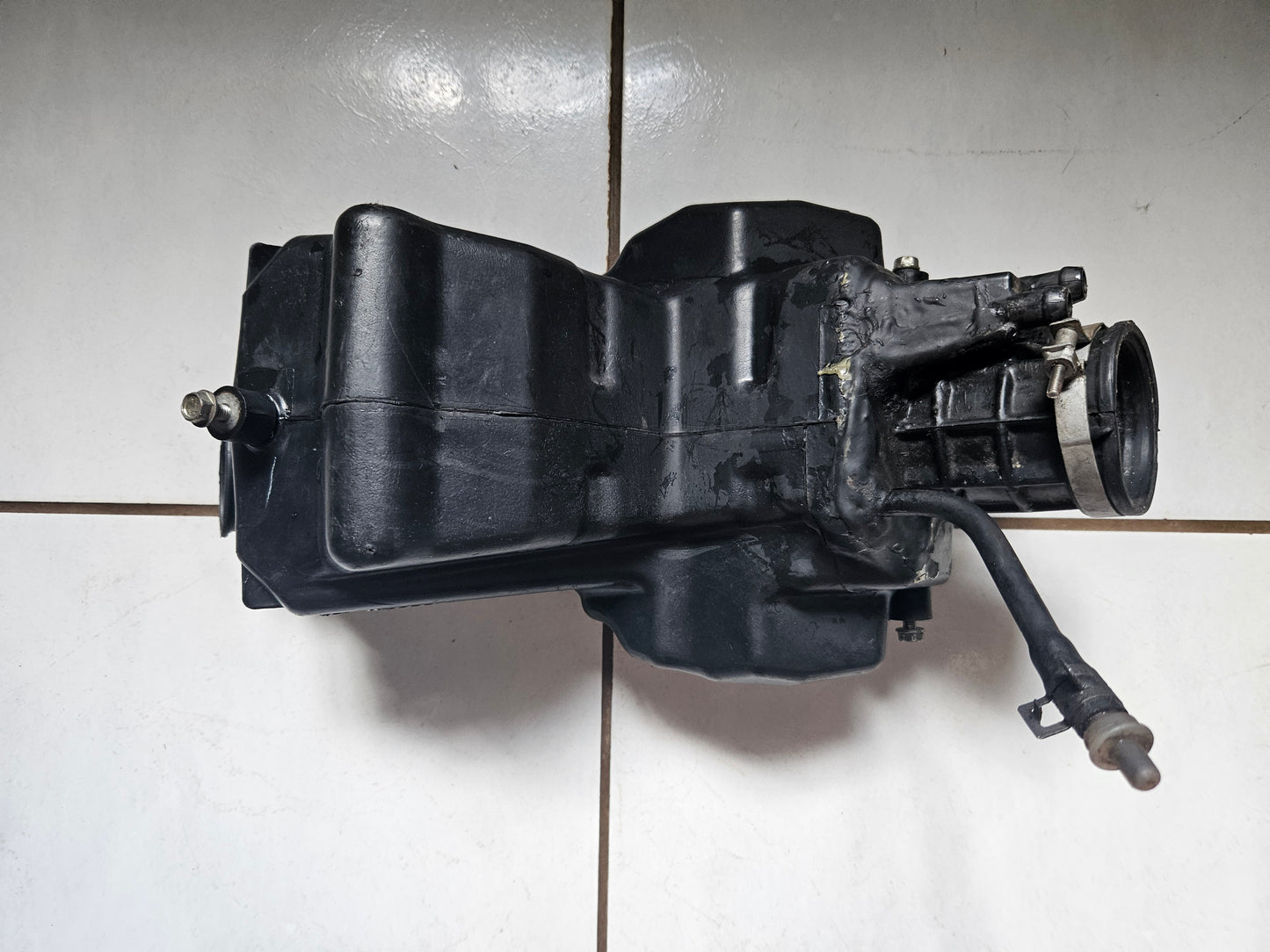 KTM RC 390 Air Box