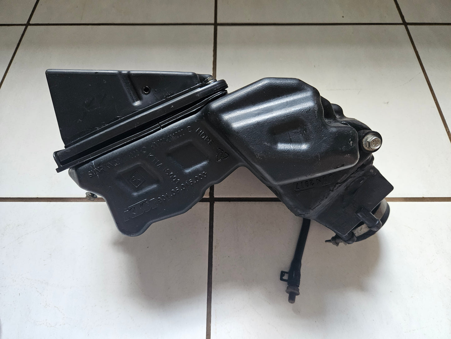KTM RC 390 Air Box