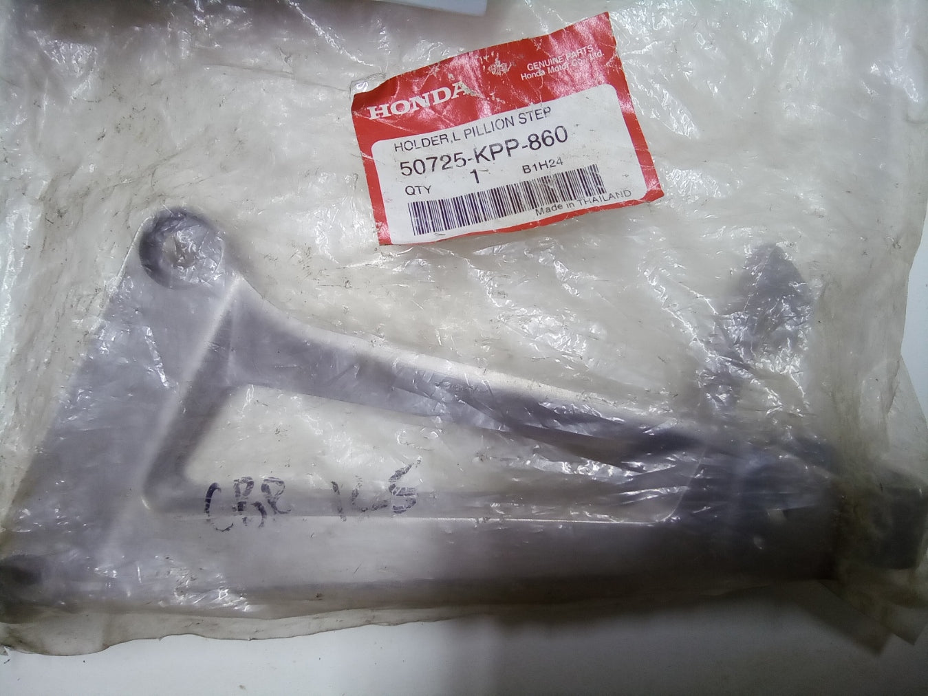 Honda CBR125R CBR125RS Rear Footrest Bracket