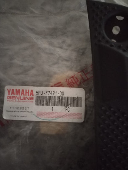 Yamaha YW50 Zuma 50 Right Footrest Stand