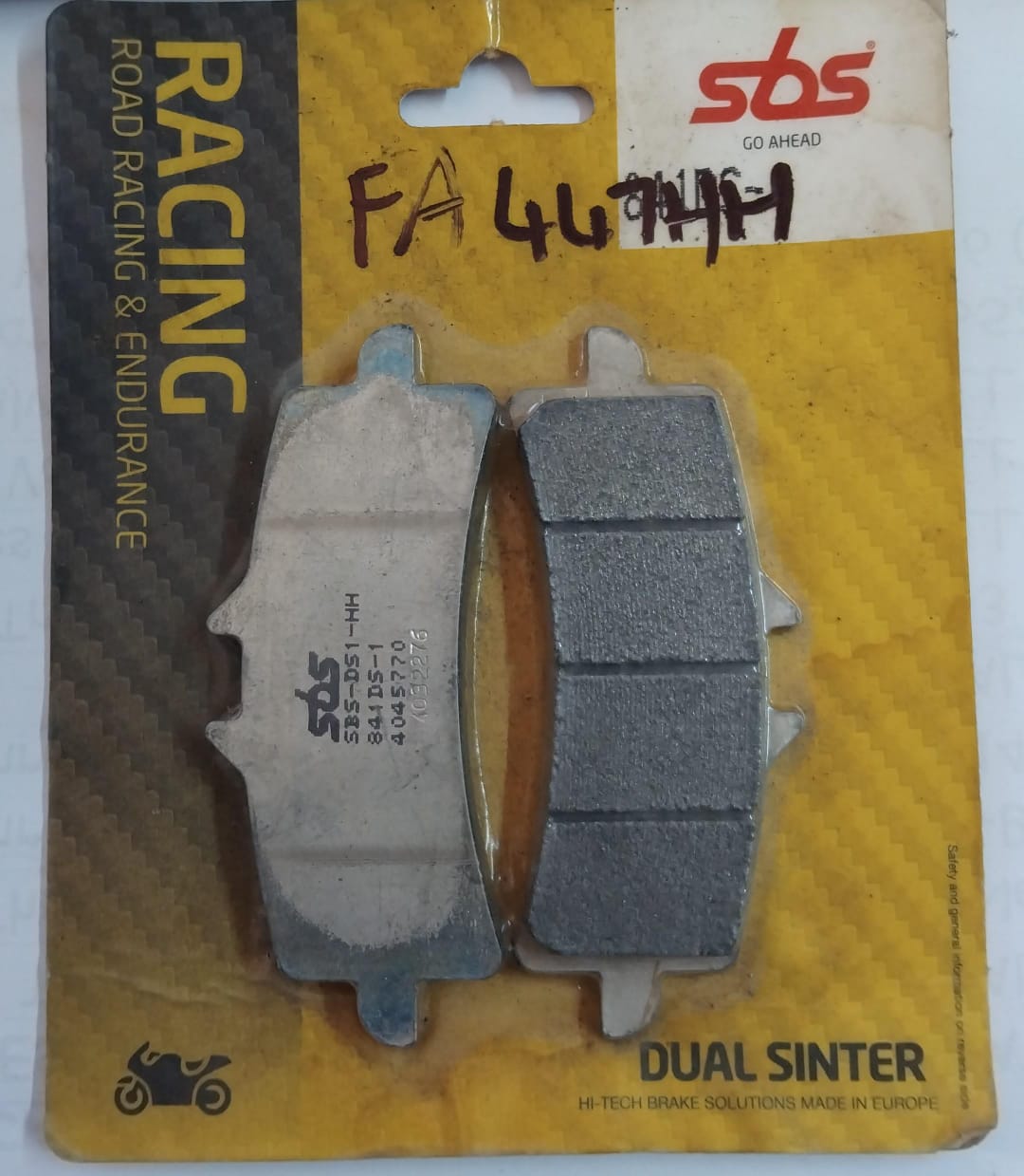 Suzuki GSXR600 GSXR750 GSXR1000 Hayabusa Kawasaki ZX10R H2 Aprilia RSV4 Ducati Panigale KTM Super Duke Front Brake Pads FA447
