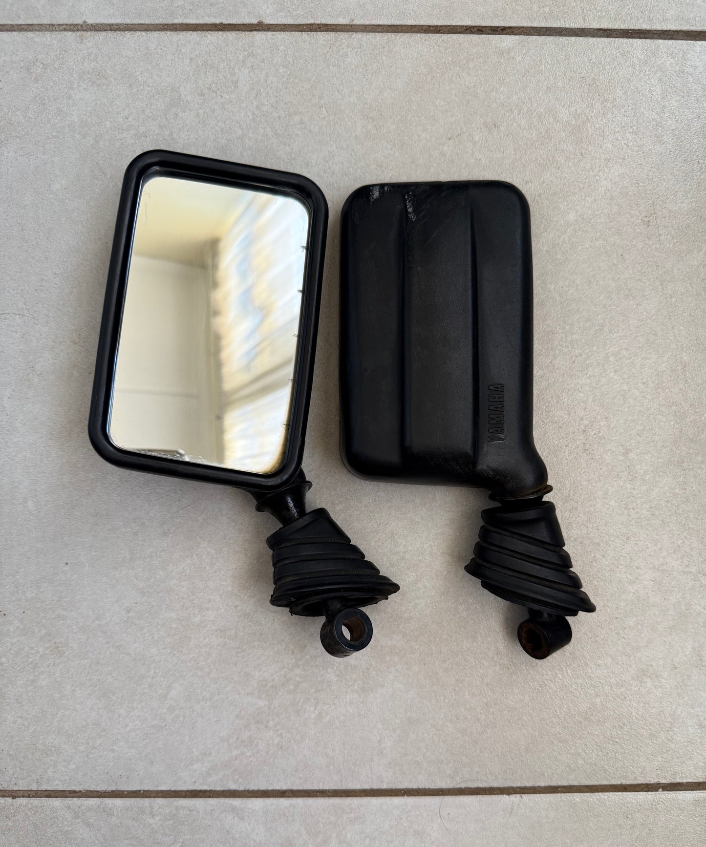 Yamaha RD500LC RZ500 RZV500R Left and Right Side Mirrors