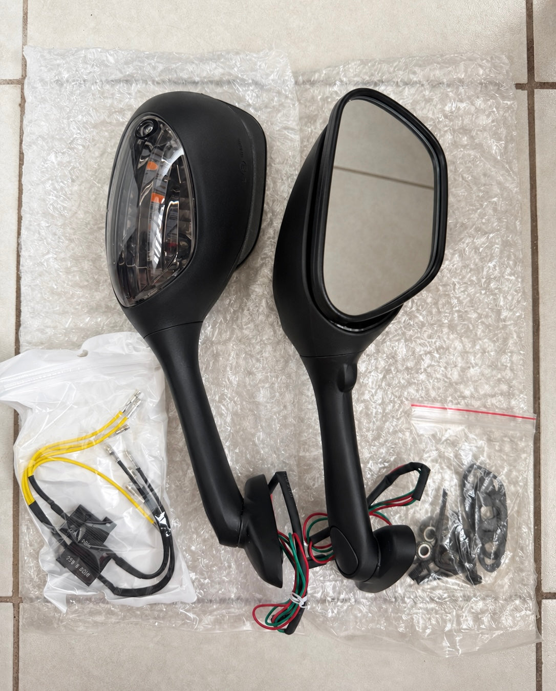 Suzuki GSX-R600 GSX-R750 GSX-R1000 Mirrors With LED Indicators