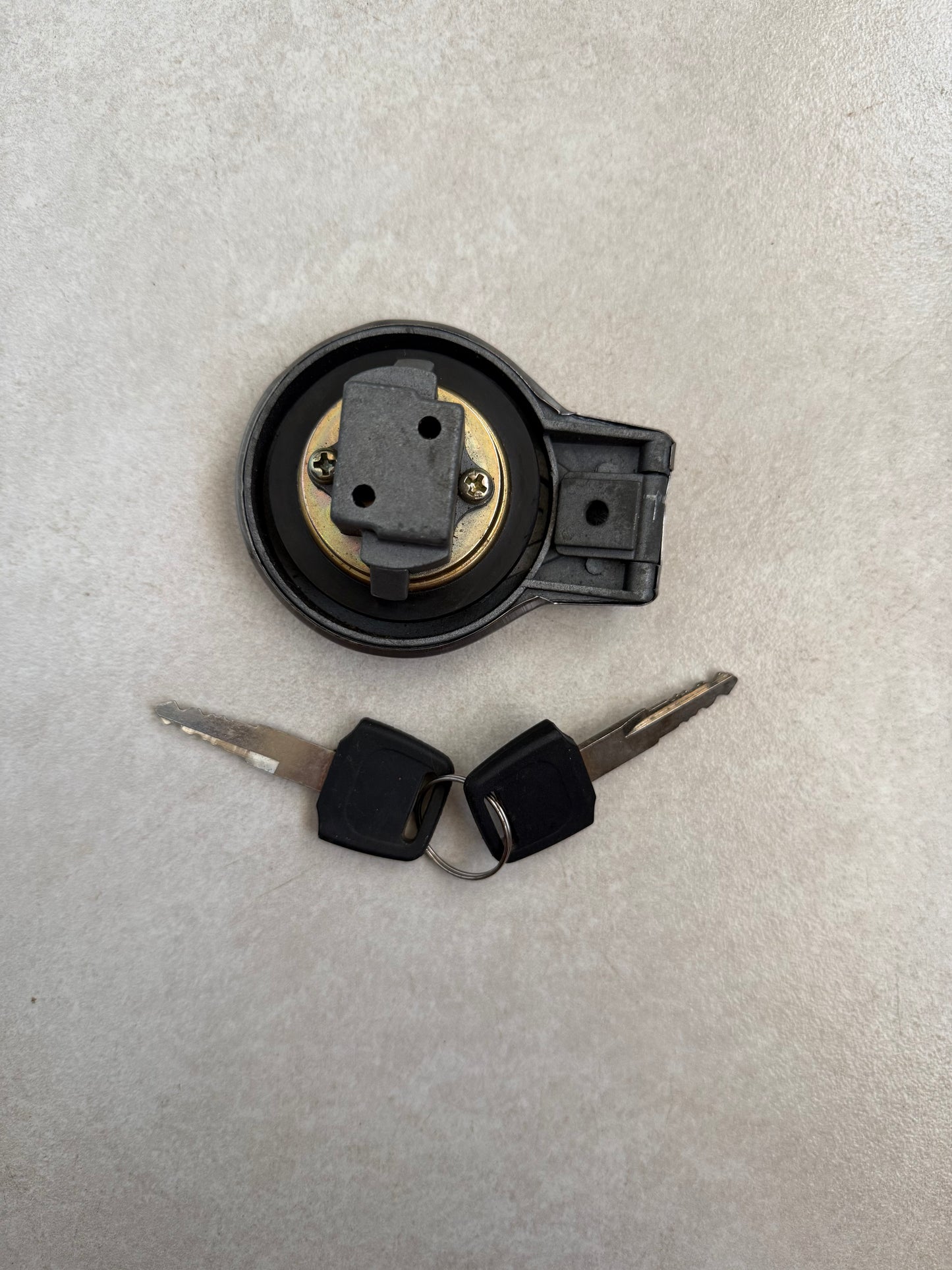 Yamaha SR250 Petrol Tank Cap With Keys