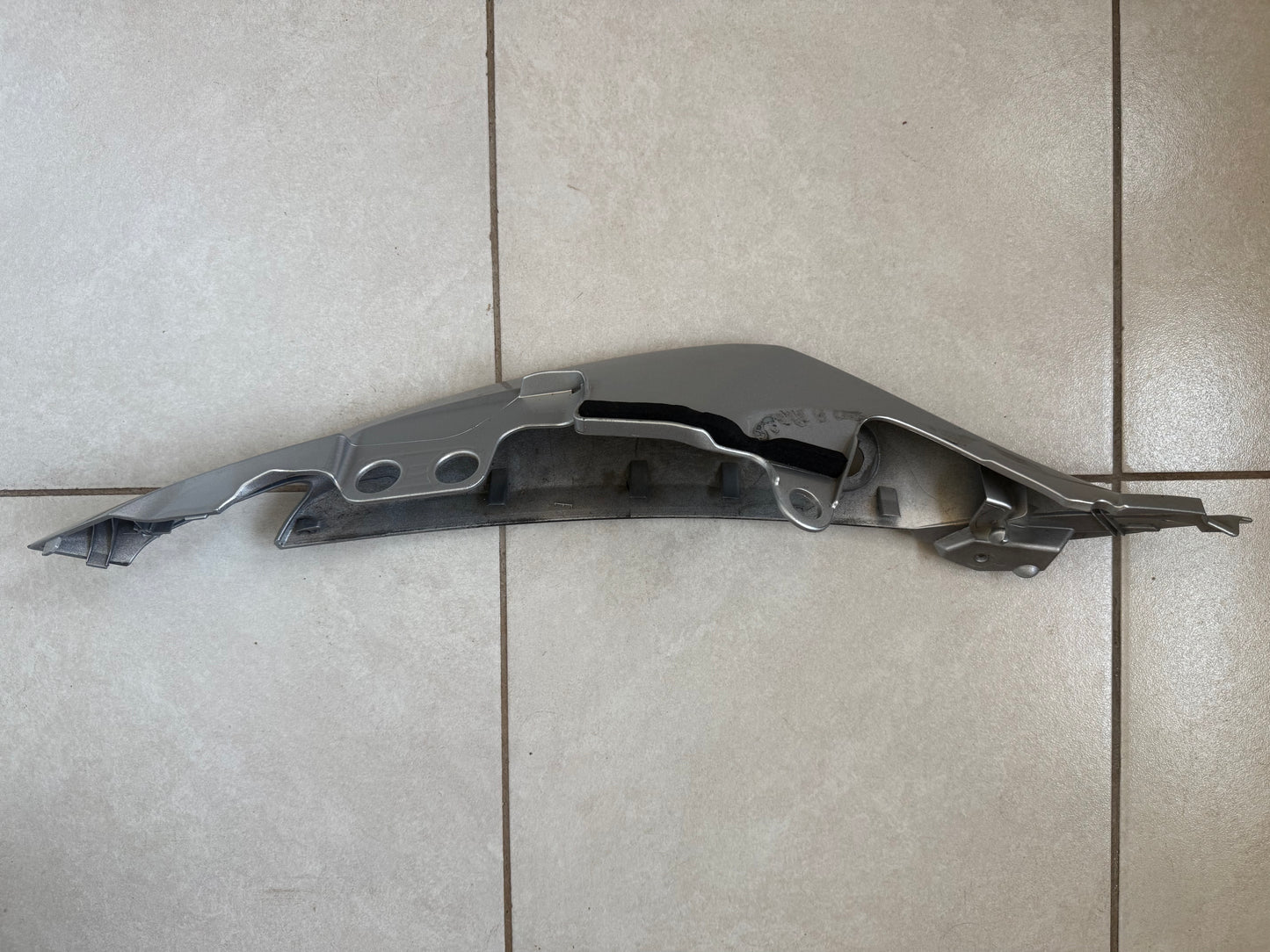 Suzuki Gixxer SF250 Left Tailpiece