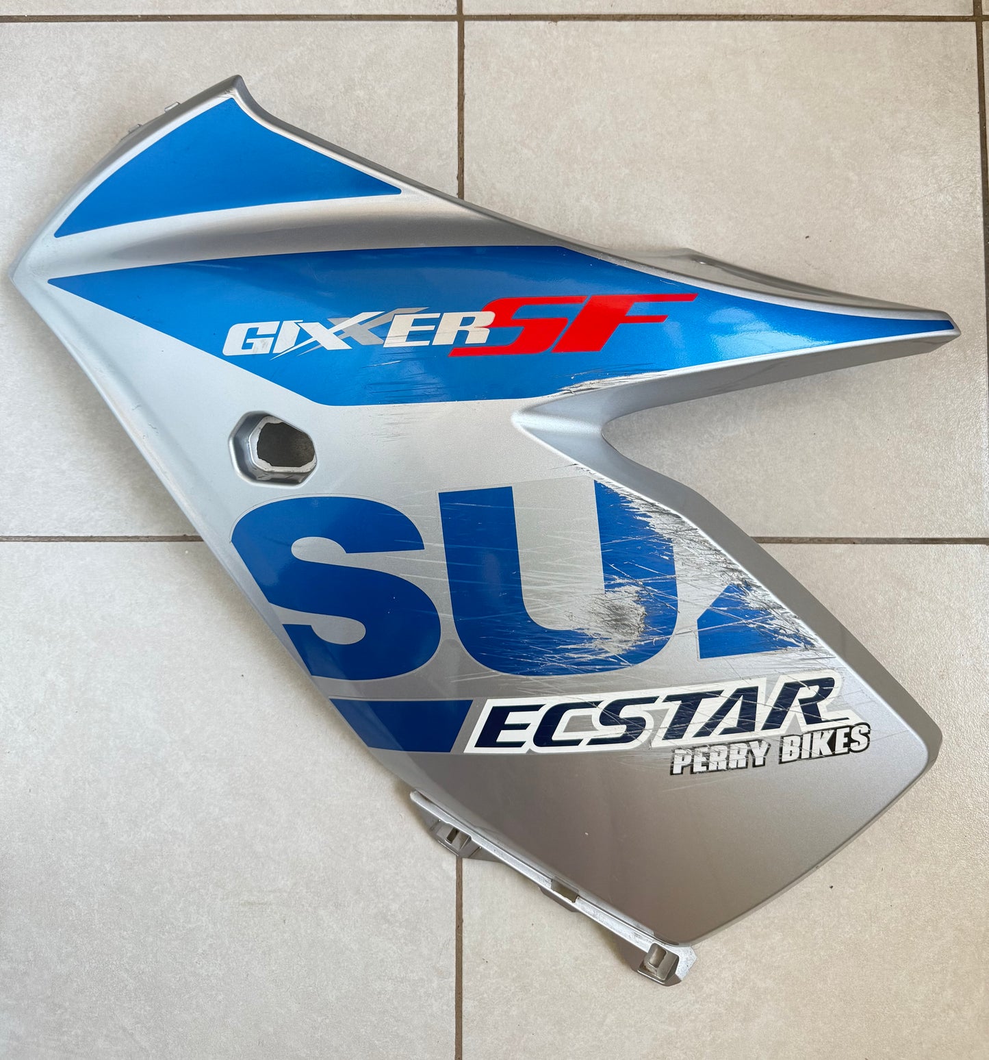 Suzuki Gixxer SF250 Left Side Fairing / Cowling
