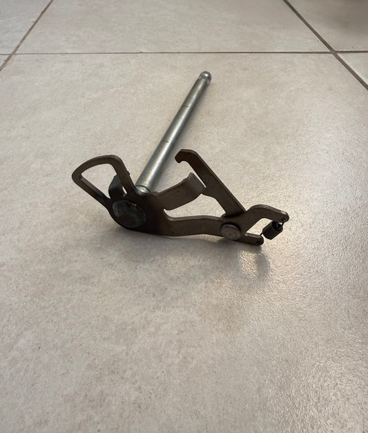 Yamaha TT-R230 Gear Selector Shaft